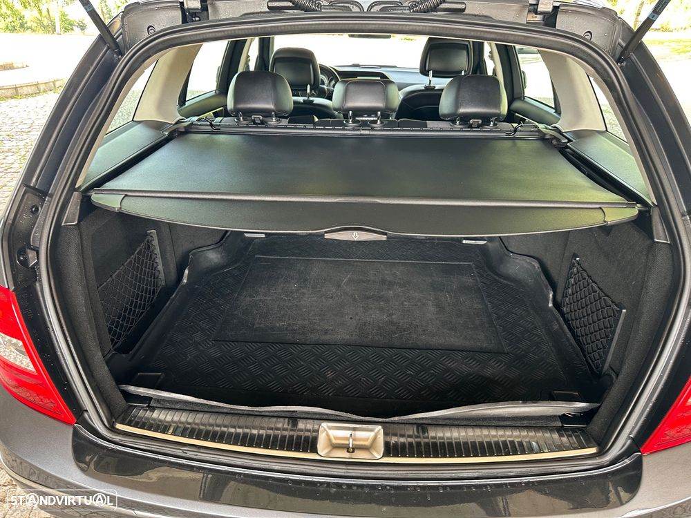 Mercedes-Benz C 220 (BlueTEC) d Station 7G-TRONIC Avantgarde - 27