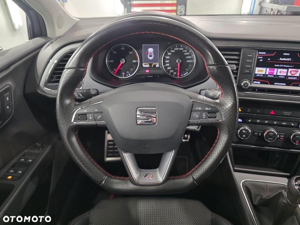 Seat Leon 2.0 TDI DPF Start&Stop FR - 32