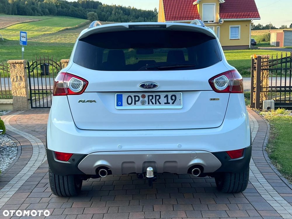 Ford Kuga 2.0 TDCi 4x4 Titanium - 32