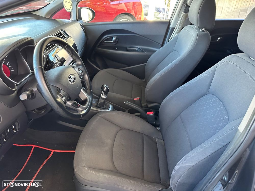 Kia Rio 1.1 CRDi Prime - 10