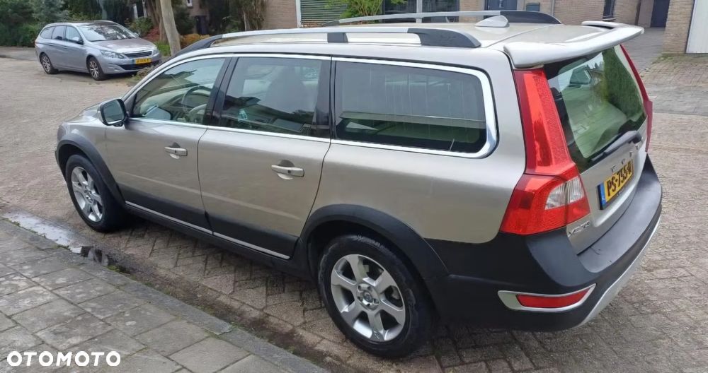 Volvo XC 70 3.2 AWD Summum - 35