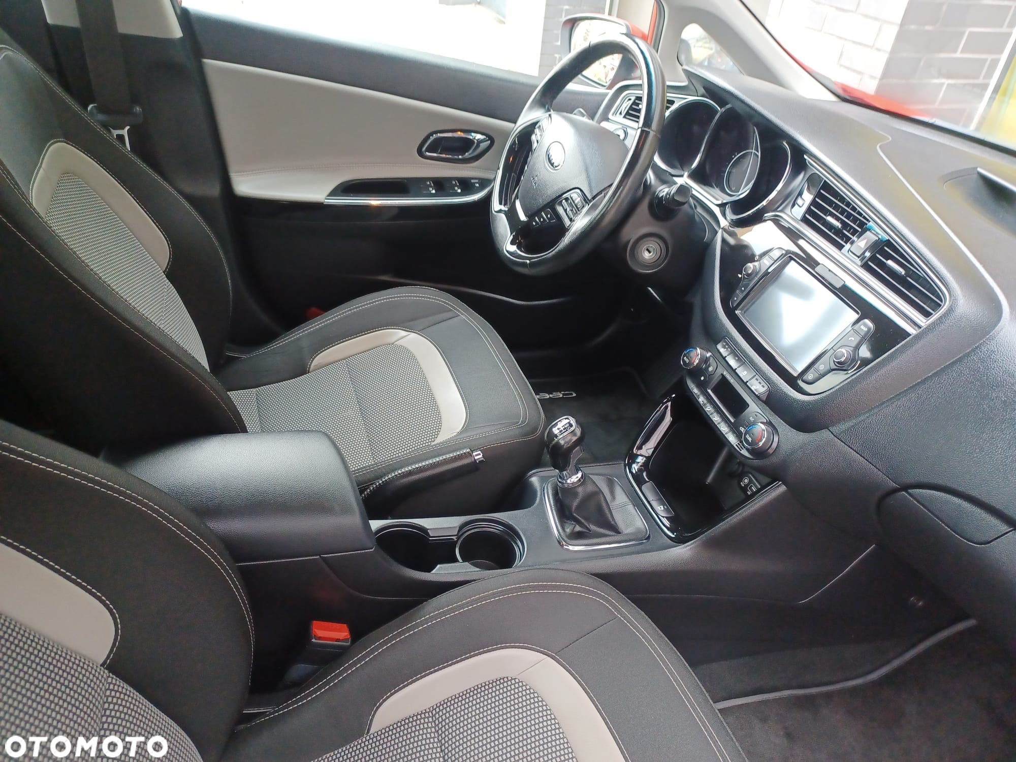 Kia Ceed Cee'd 1.6 CRDi L Business Line - 11