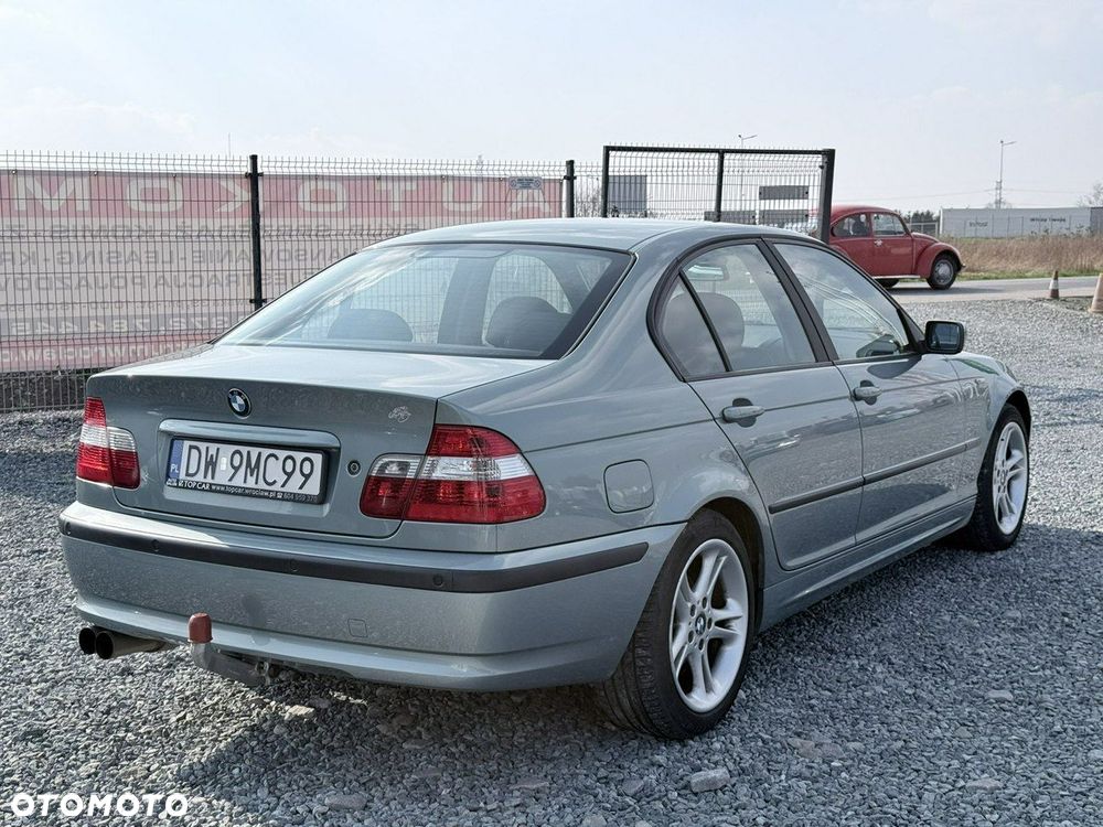 BMW Seria 3 318i - 9