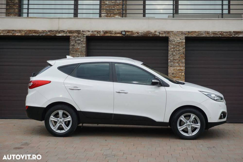 Hyundai ix35 2.0 CRDI 4WD Automatik Style - 4