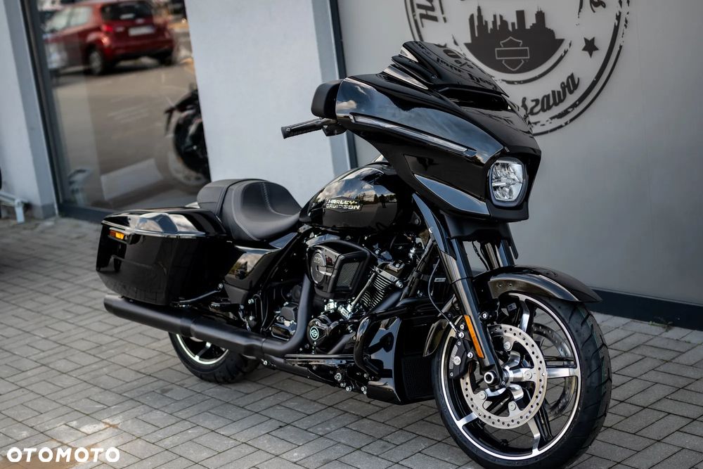 Harley-Davidson Touring Street Glide - 4