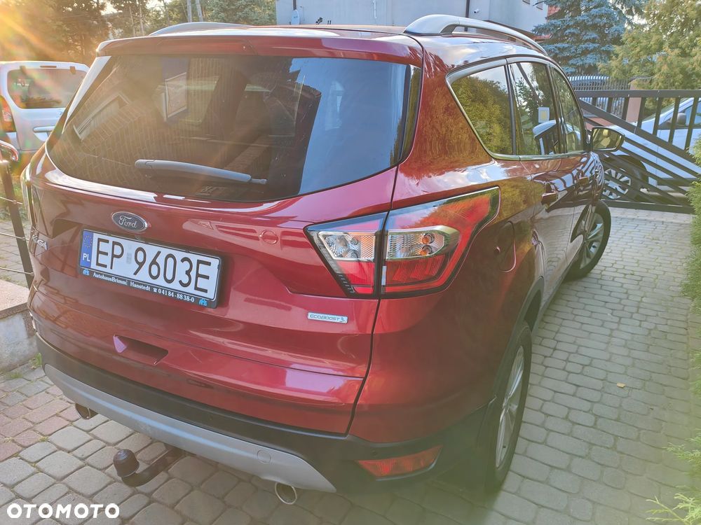 Ford Kuga 1.5 EcoBoost 2x4 Titanium - 2