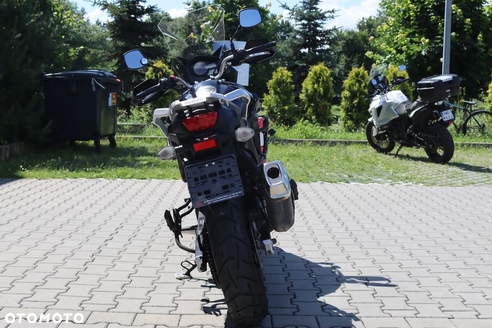 Suzuki V-STROM - 7
