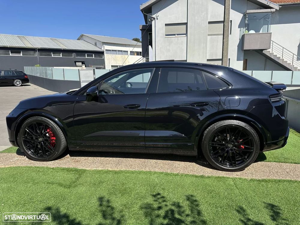 Porsche Macan Electric Turbo - 19