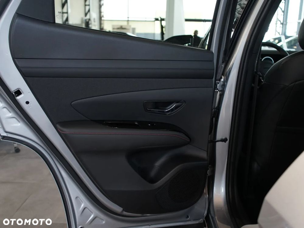 Hyundai Tucson 1.6 T-GDi HEV N-Line Plus 2WD - 26