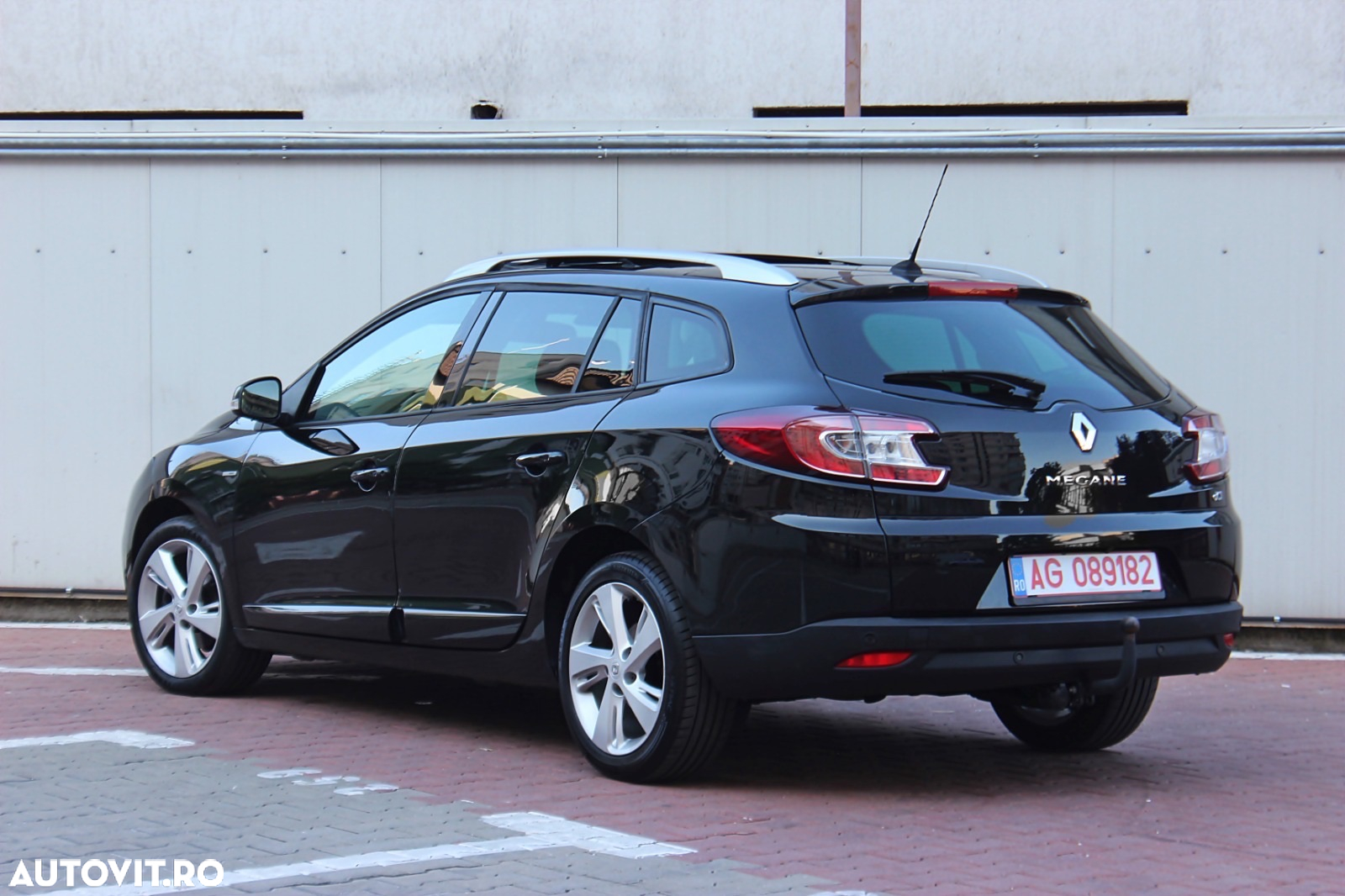Renault Megane ENERGY dCi 110 Start & Stop Bose Edition - 4