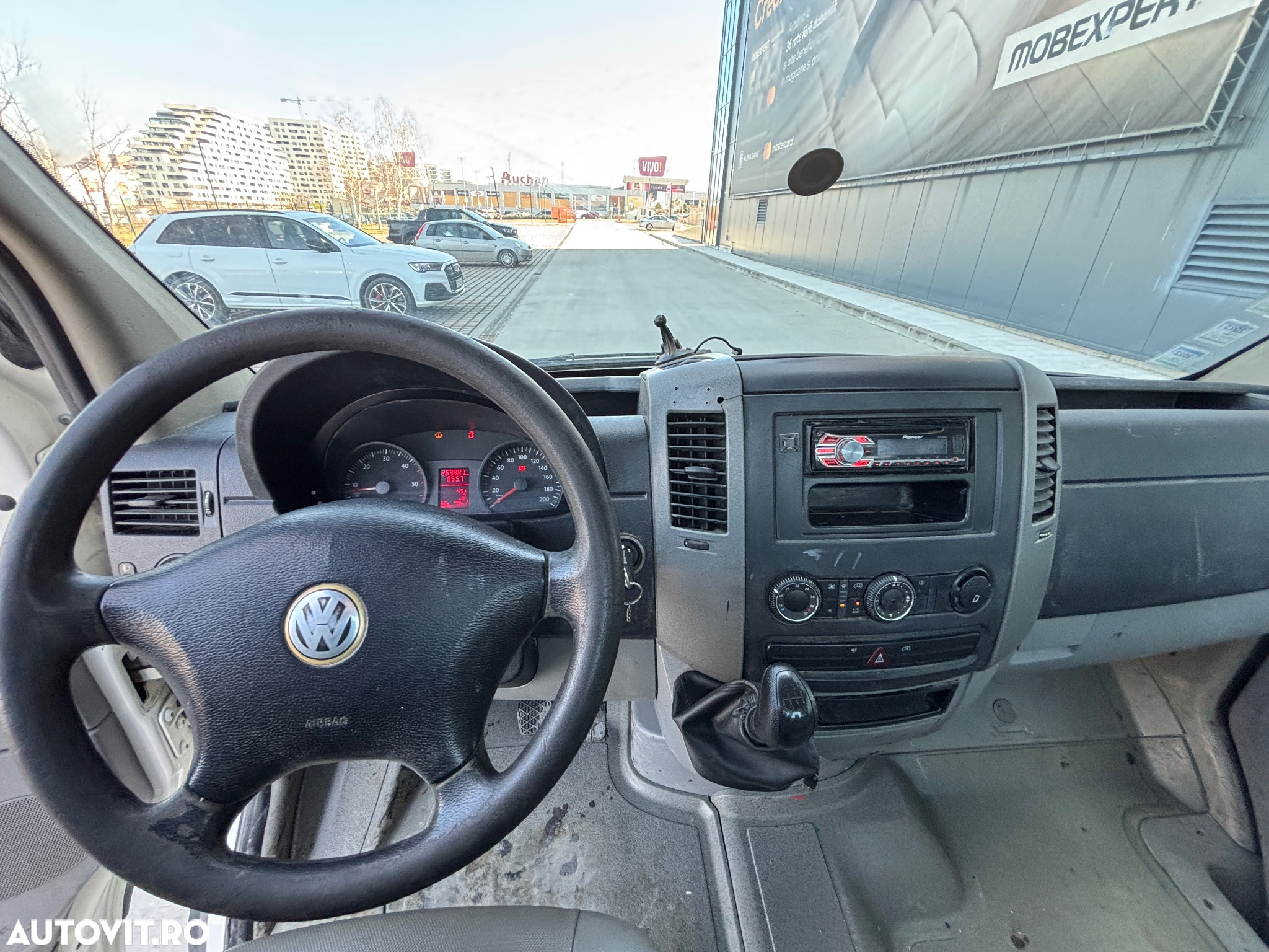 Volkswagen Crafter - 9