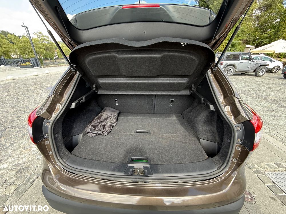Nissan Qashqai - 12