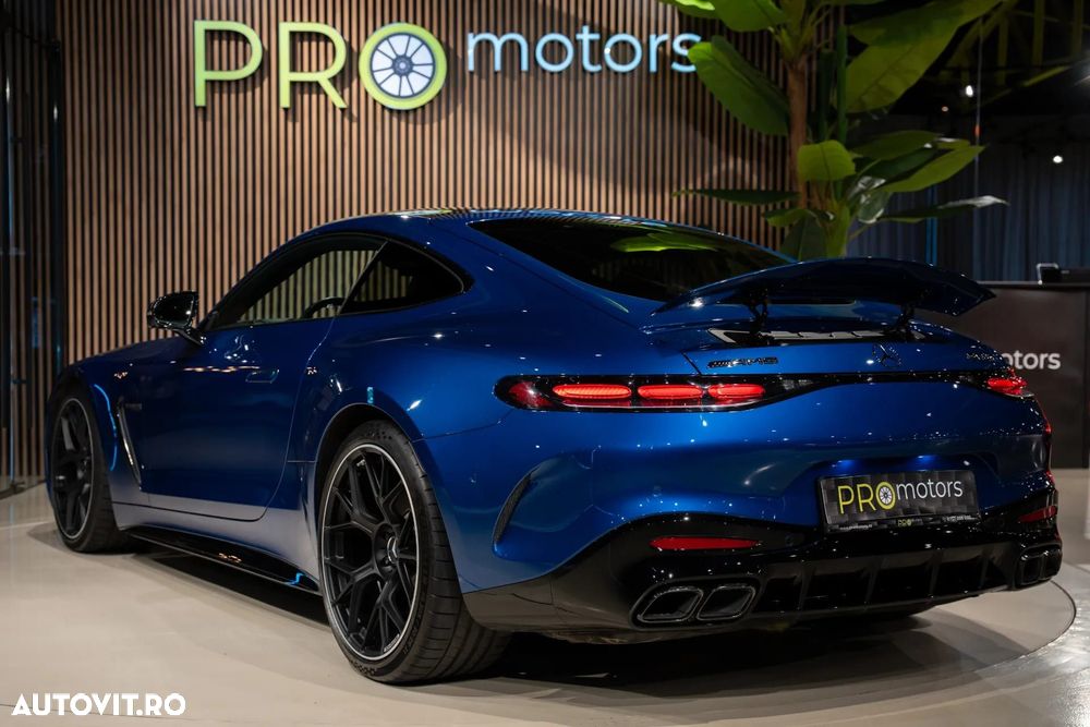 Mercedes-Benz AMG GT - 23