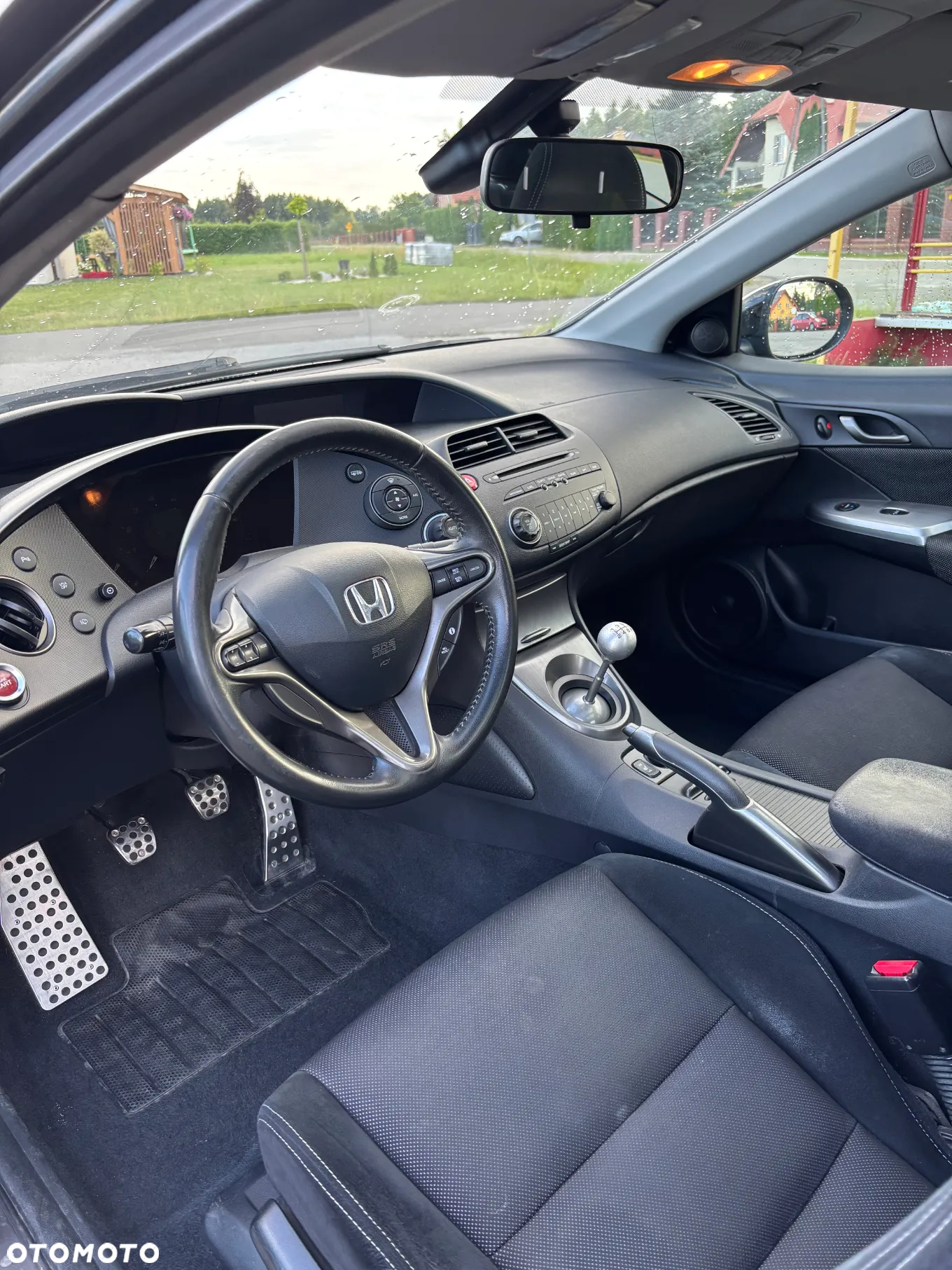 Honda Civic 1.8 LX Coupe - 8