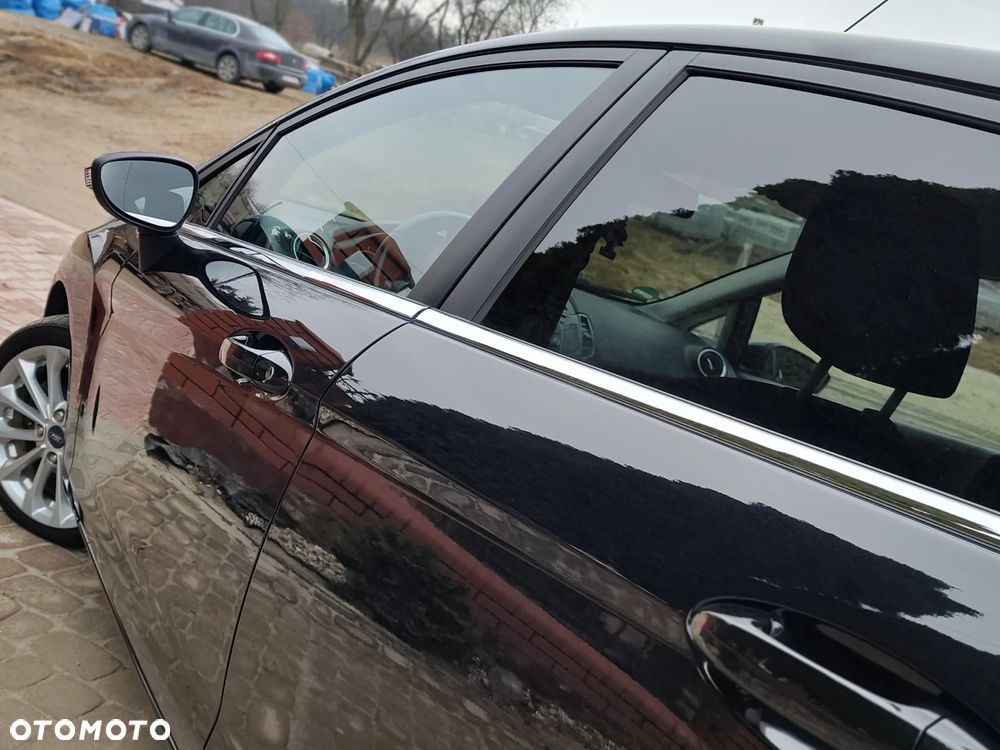 Ford Fiesta 1.0 EcoBoost S&S TITANIUM X - 9