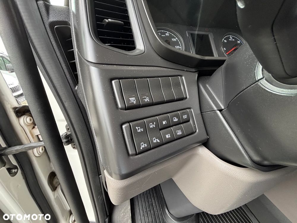 Scania P280 CHLODNIA PODWOZIE DO ZABUDOWY STAN IDEALNY 2 SZTUKI - 18