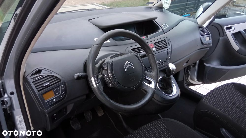 Citroën C4 Grand Picasso - 19