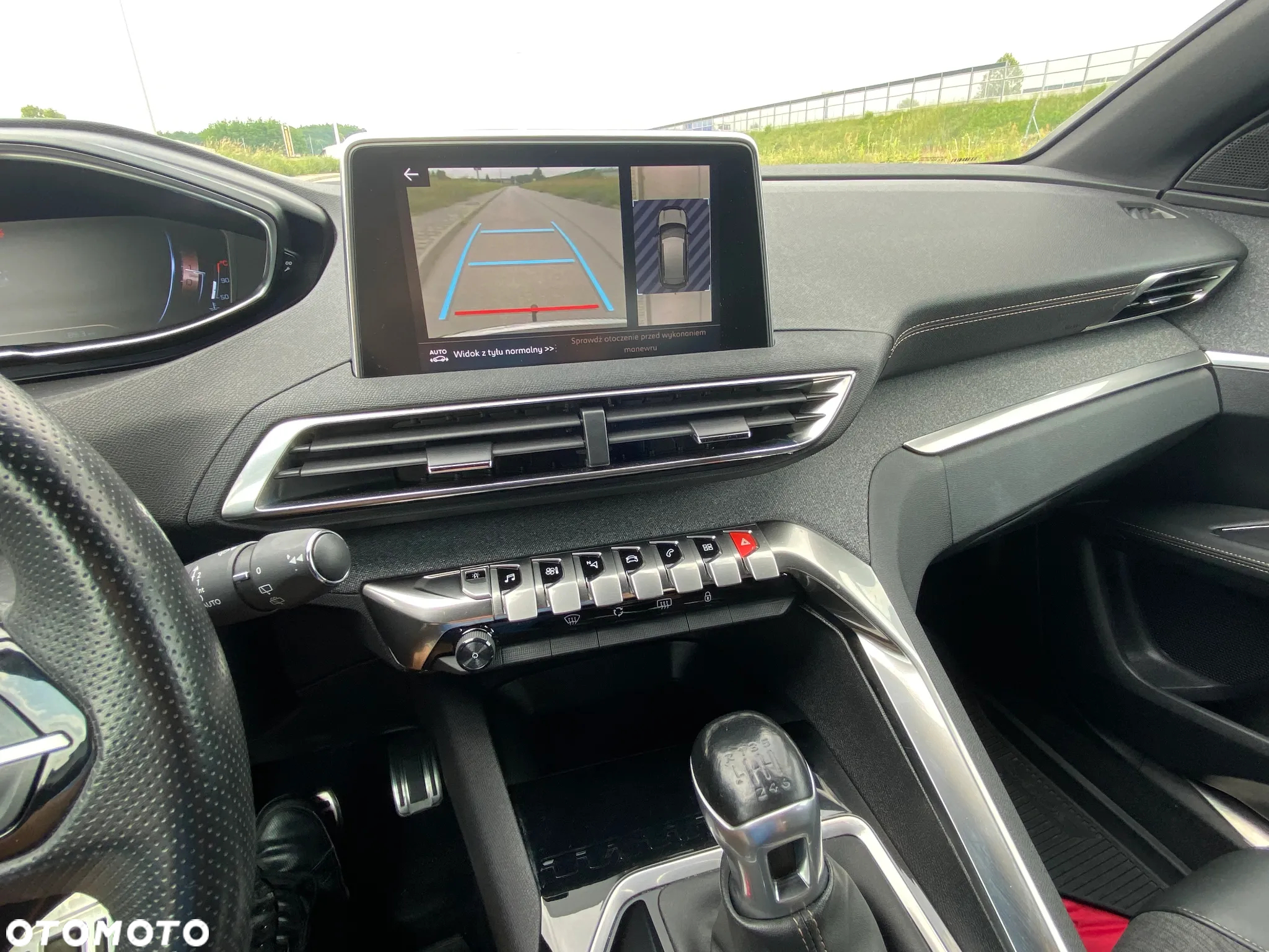 Peugeot 3008 1.5 BlueHDi GT S&S - 23