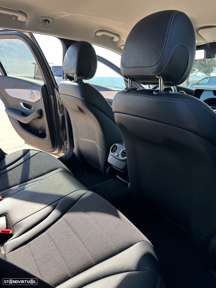 Mercedes-Benz C 300 de Avantgarde - 25