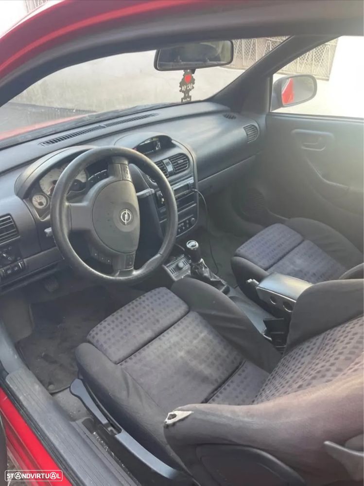 Opel Corsa 1.2 16V Confort - 4