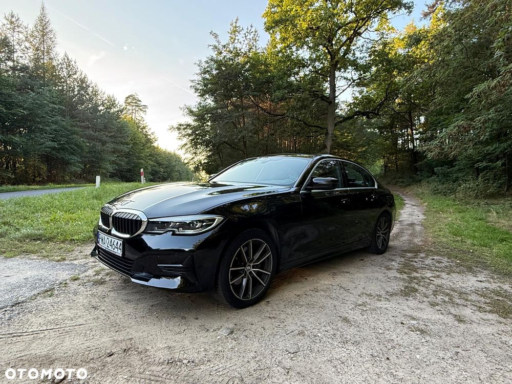 BMW Seria 3 330i xDrive - 5