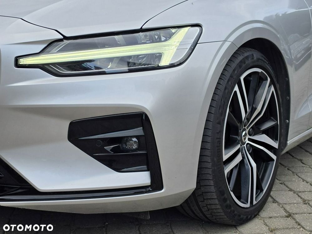 Volvo V60 - 25