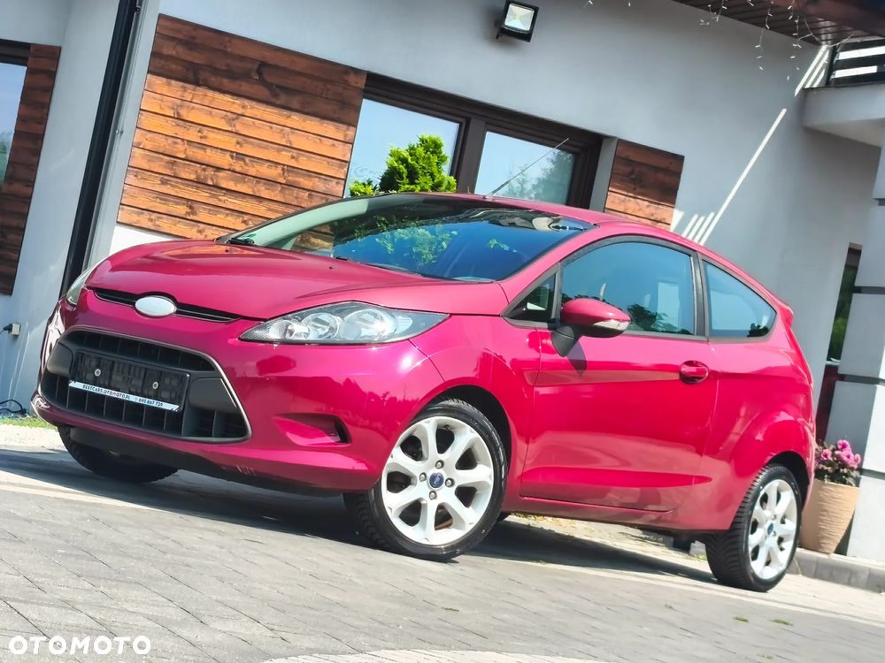 Ford Fiesta 1.25 Ghia - 11