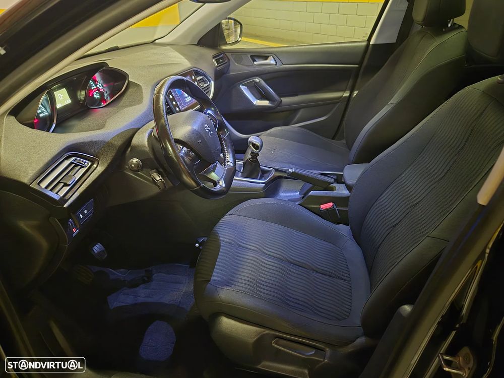 Peugeot 308 SW BlueHDi 120 Stop & Start Style - 22