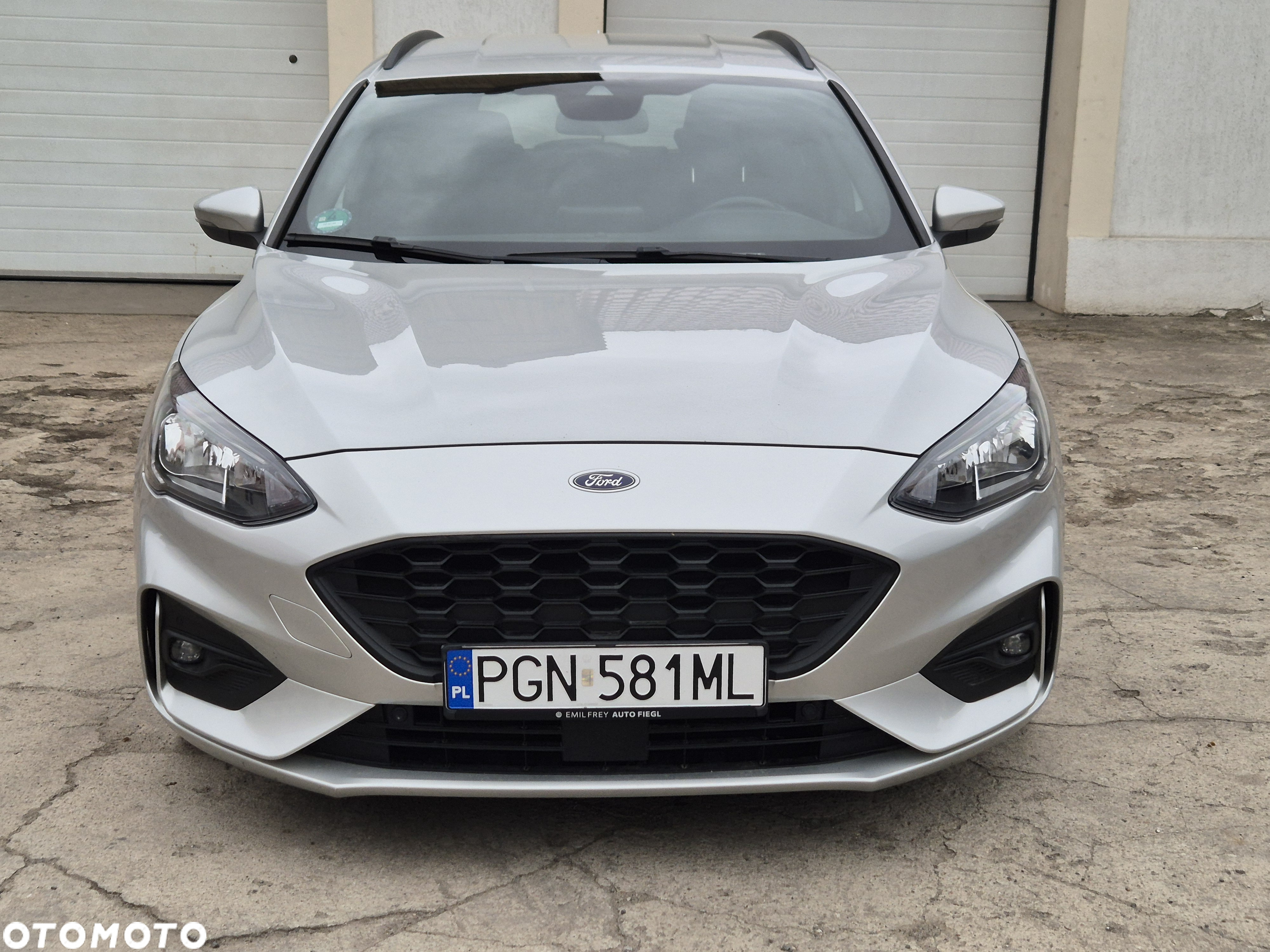 Ford Focus Turnier 1.5 TDCi DPF Start-Stopp-System ST-Line - 3