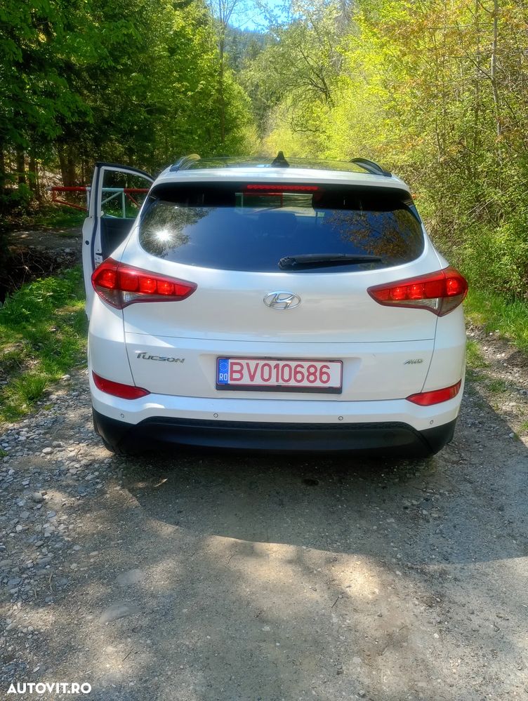 Hyundai Tucson - 2
