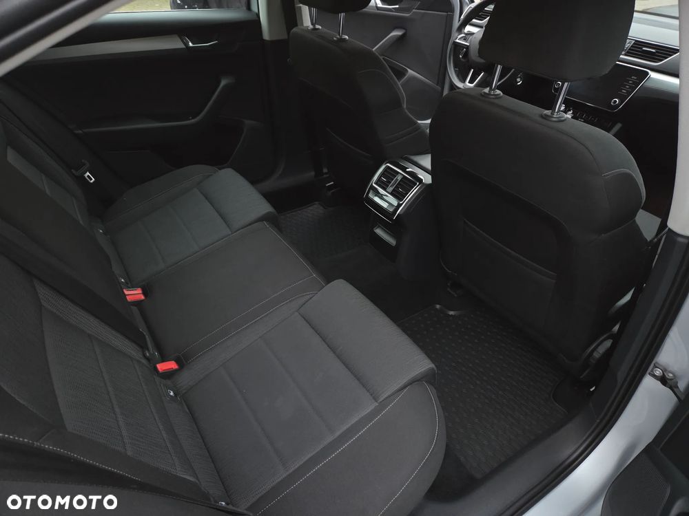 Skoda Superb 1.8 TSI Ambition DSG - 11