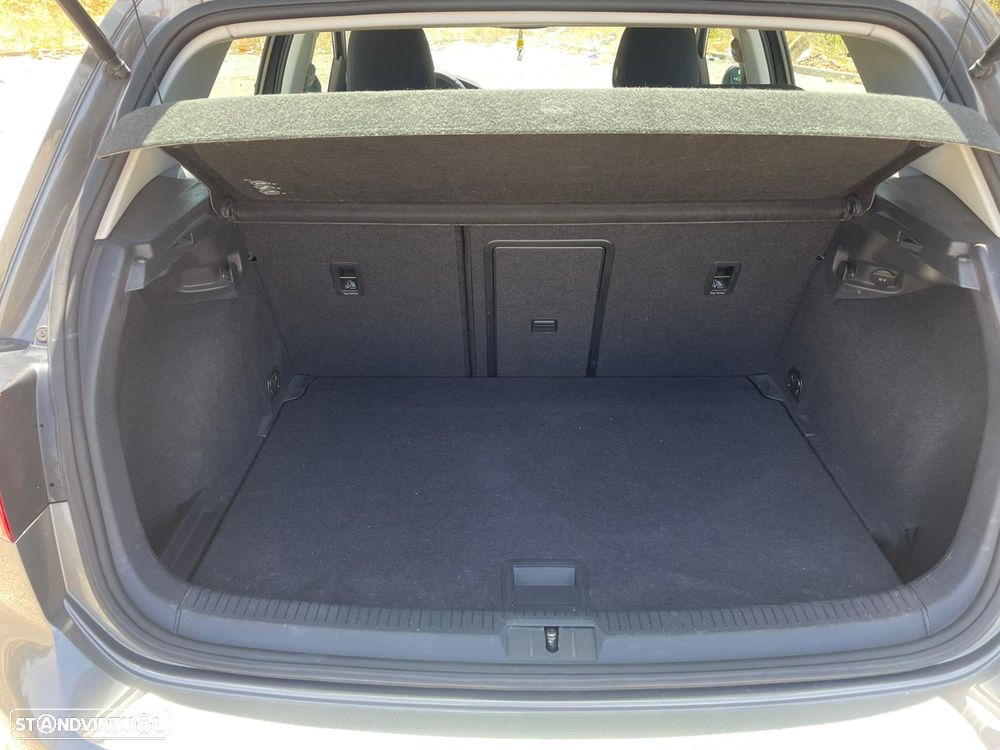 VW Golf 1.6 TDi GPS Edition - 23