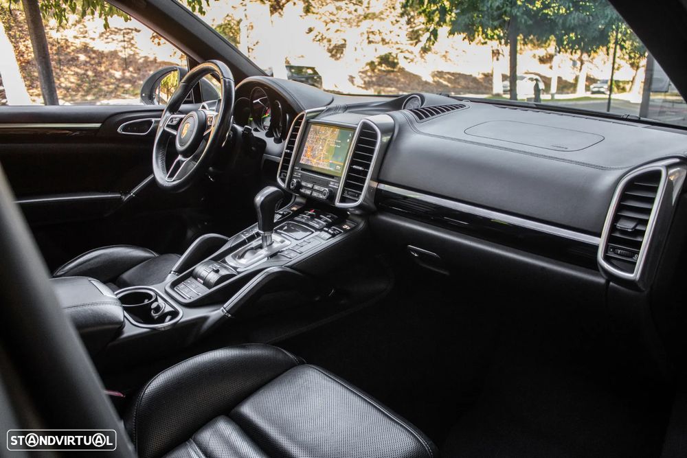 Porsche Cayenne S E-Hybrid - 29