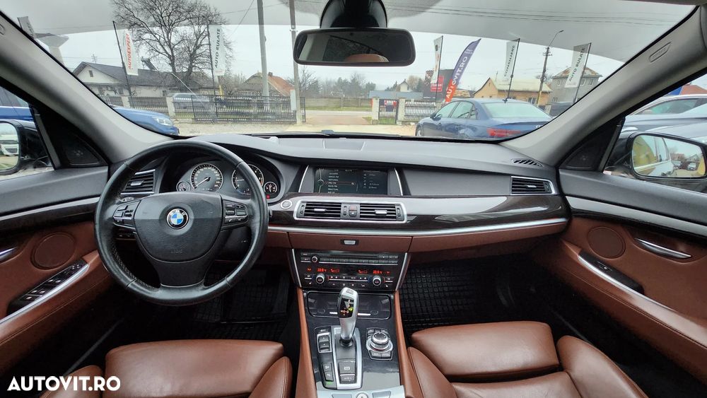 BMW Seria 5 530d xDrive Gran Turismo - 4