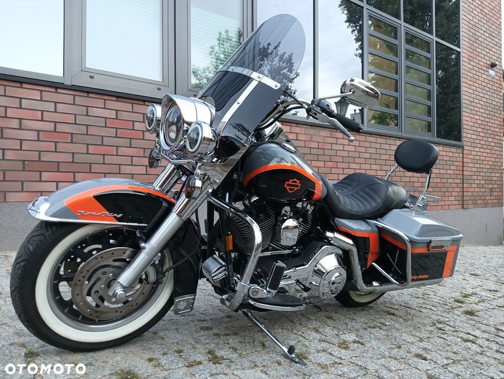 Harley-Davidson Touring Road King - 1