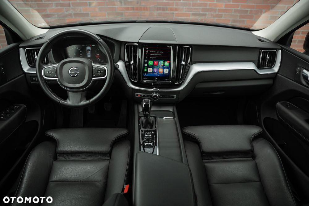 Volvo XC 60 D3 Drive-E Momentum - 5
