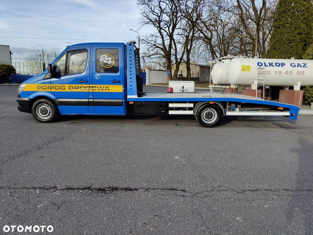 Mercedes-Benz Sprinter - 12