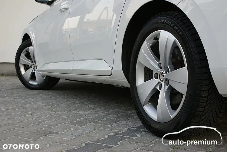 Skoda Superb 2.0 TDI SCR Style DSG - 34