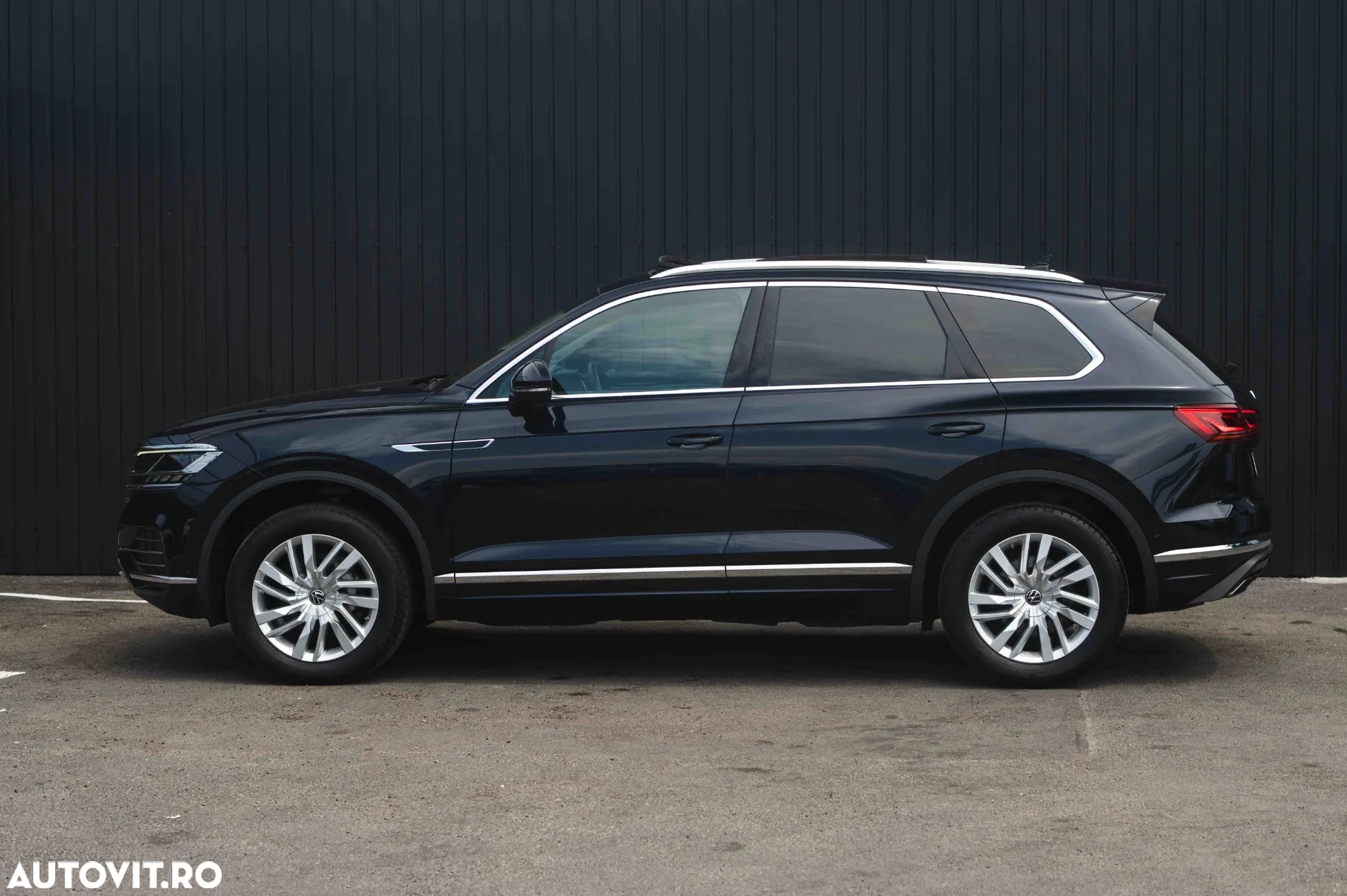 Volkswagen Touareg V6 TDI 4MOTION Elegance - 9