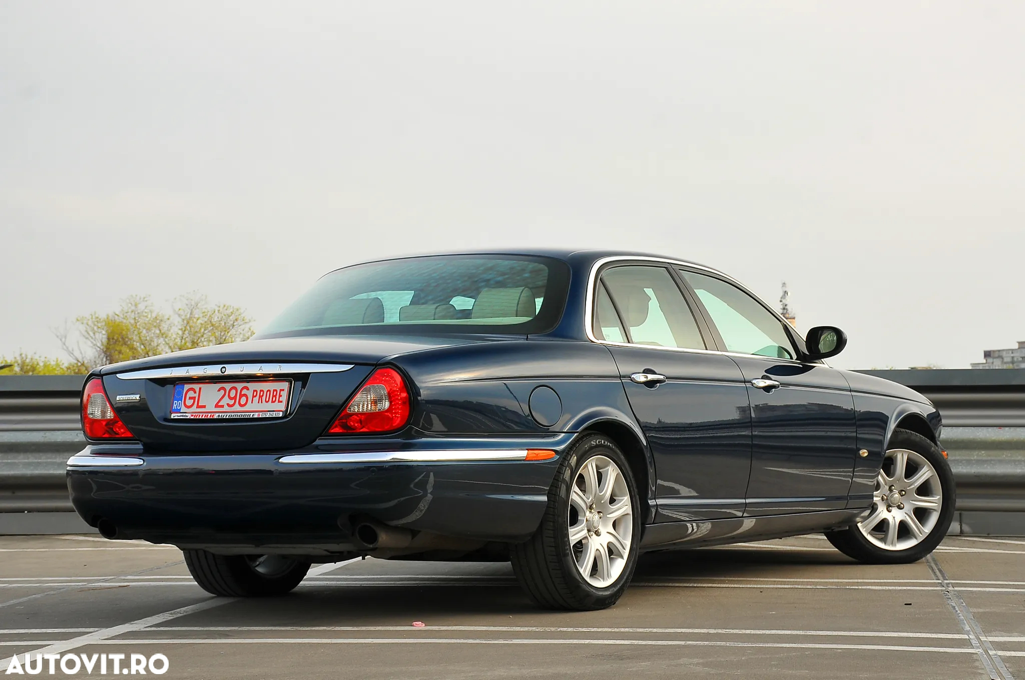Jaguar XJ XJ6 2.7 Twin Turbo Diesel (LWB) Sovereign Last Edition - 13