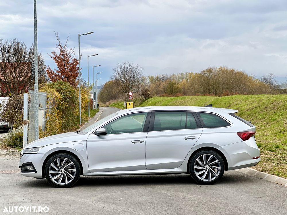 Skoda Octavia Combi 1.4 TSI iV DSG First Edition - 3