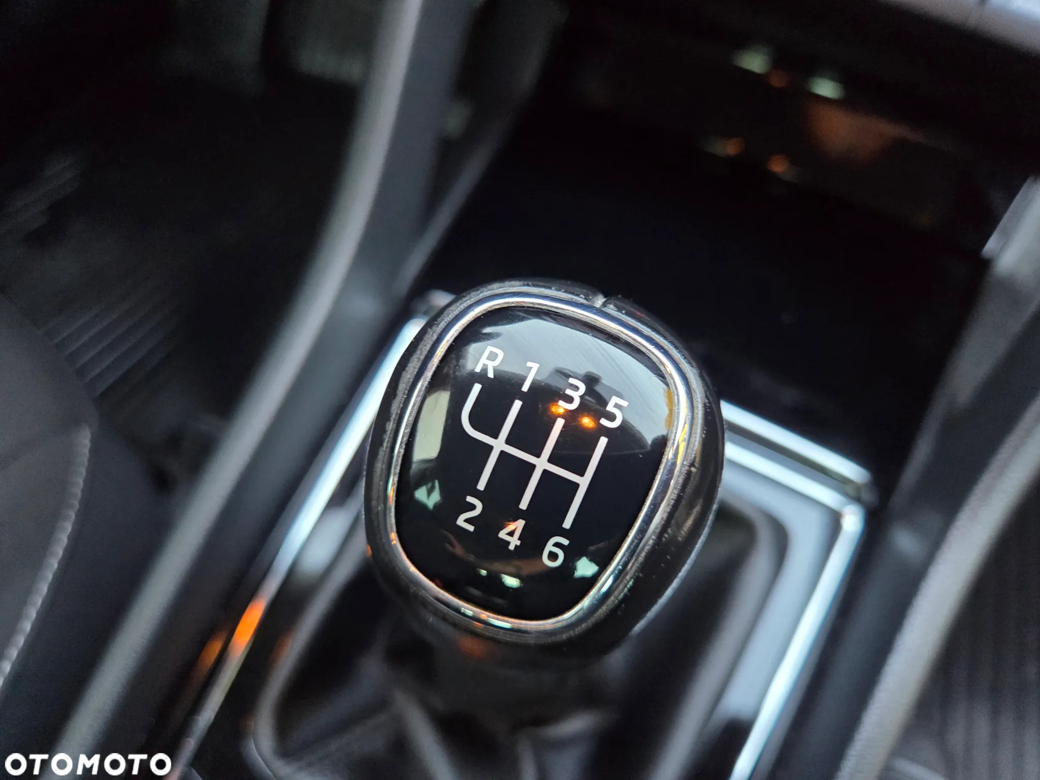 Skoda Karoq 1.0 TSI Selection - 19