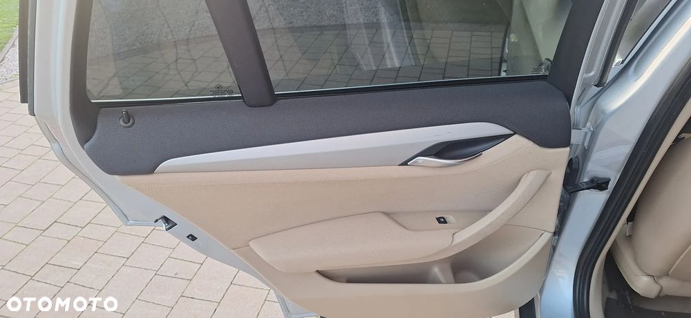 BMW X1 xDrive28i - 24