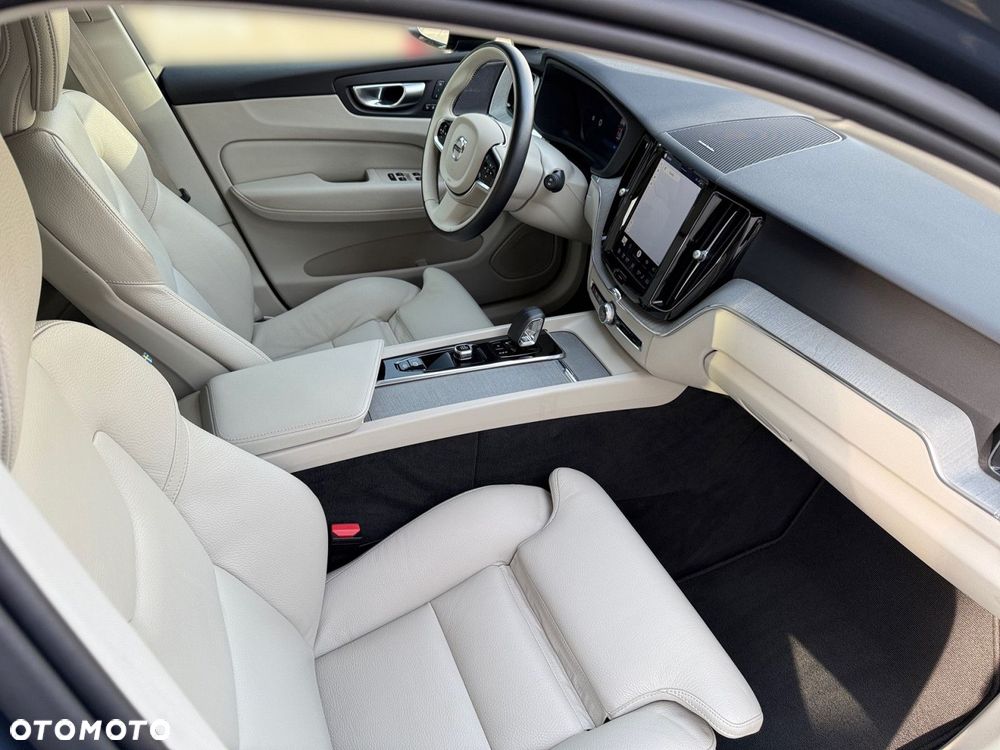 Volvo XC 60 - 28