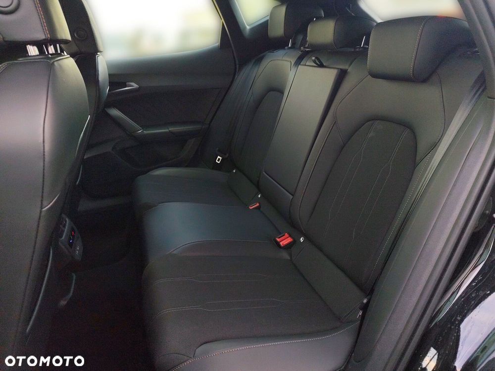 Cupra Formentor 1.5 eTSI mHEV DSG - 12