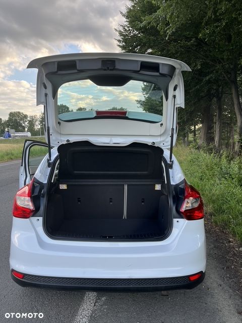 Ford Focus - 13