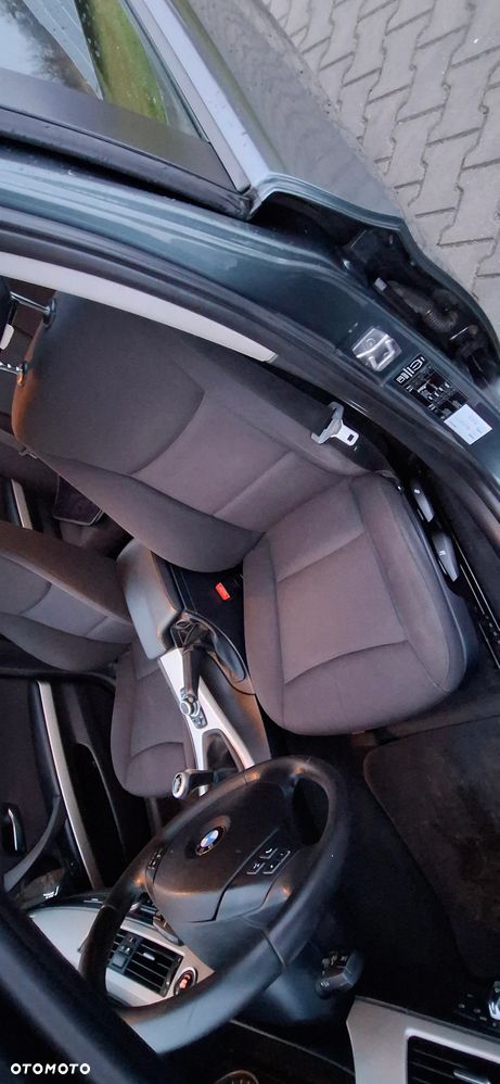 BMW Seria 3 318d Blue Performance - 10