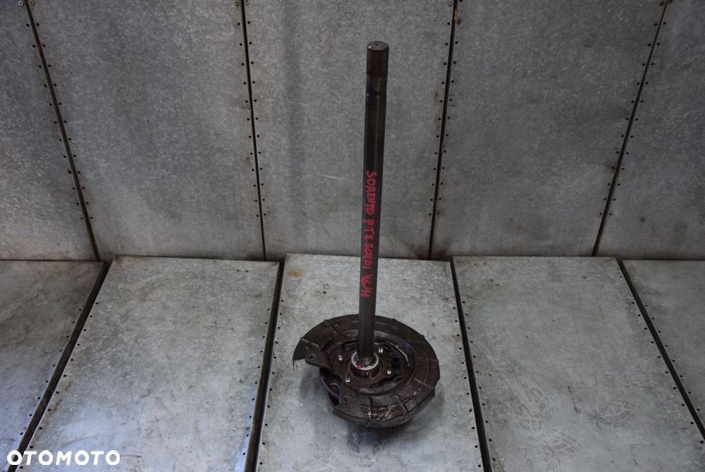 KIA SORENTO 2.5 CRDI PÓŁOŚ  PRAWA TYŁ - 1