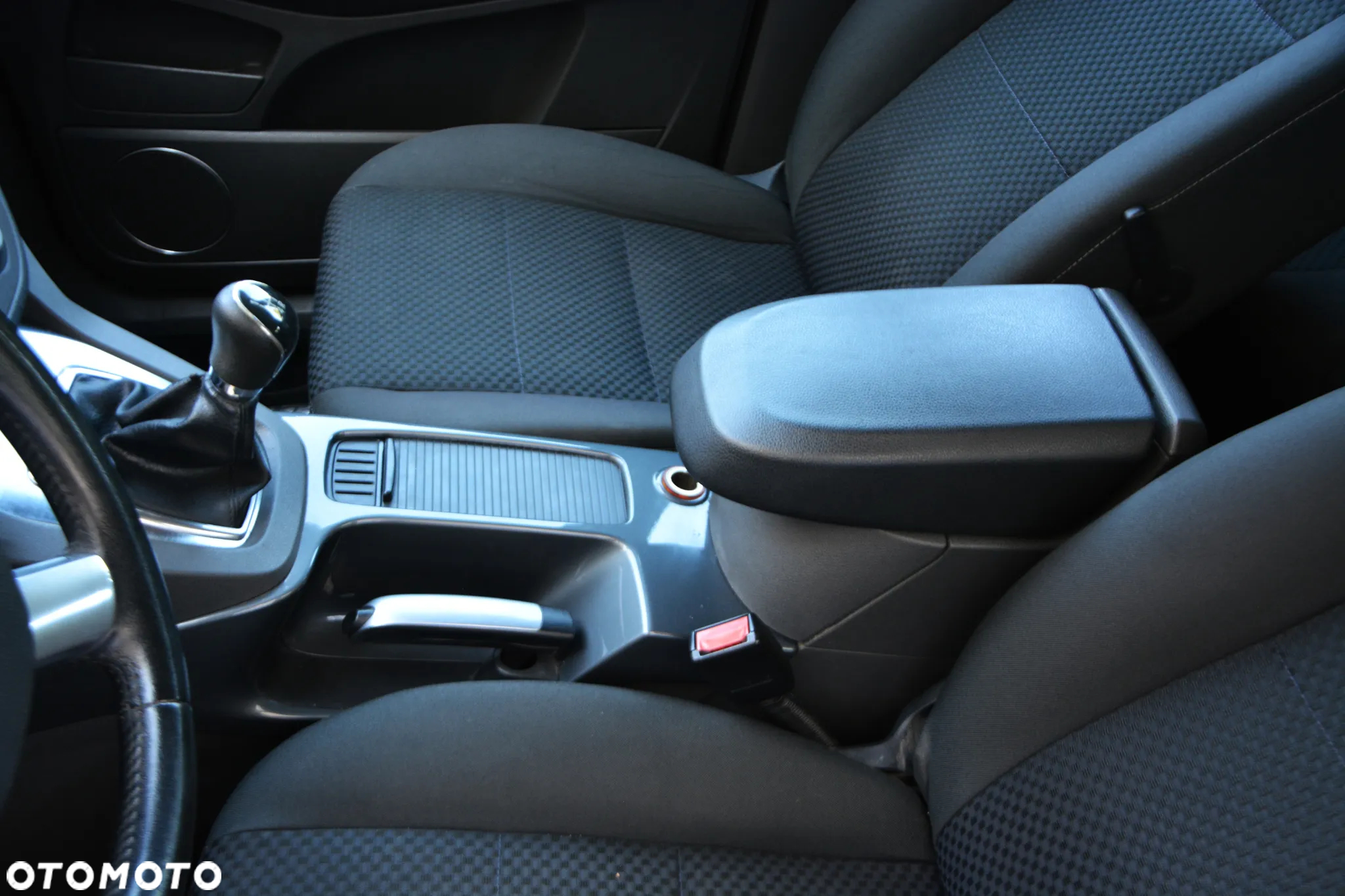 Ford C-MAX 1.6 TDCi DPF Style - 26