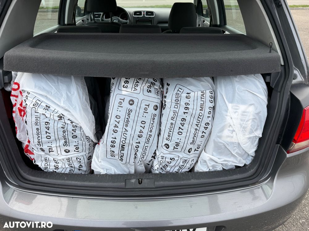 Volkswagen Golf 1.6 TDI DPF BlueMotion Technology Comfortline - 29